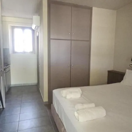 Alekos Aparthotel Diakofti